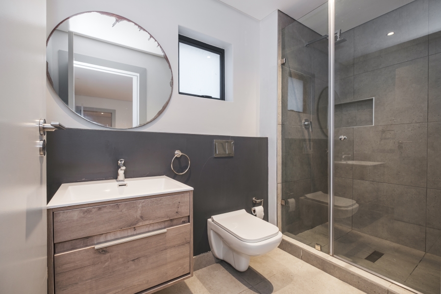 1 Bedroom Property for Sale in Sea Point Western Cape